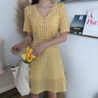 Color-block Plaid V-neck Short-sleeve Dress