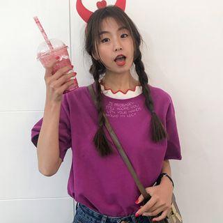 Short-sleeve Contrast Neckline Letter T-shirt