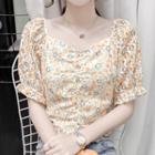 Puff-sleeve Ruffled-trim Floral Top
