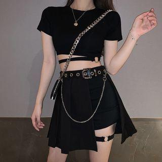 Short-sleeve Cropped T-shirt / Grommet Belt / Slit A-line Skirt / Shorts / Set