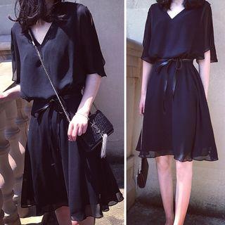 V-neck Chiffon Short-sleeve Dress