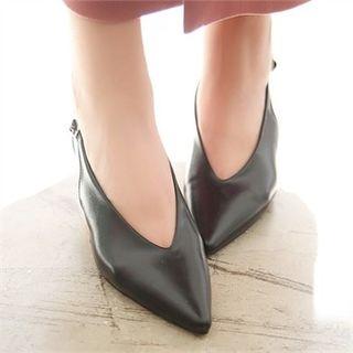 Kitten-heel Sling-back Pumps