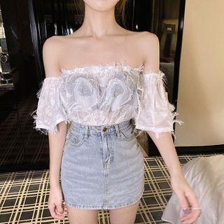 Off-shoulder Frayed Top