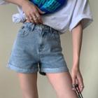 Elbow-sleeve Printed T-shirt / Denim Shorts
