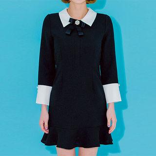 Contrast-collar Mini Sheath Dress With Brooch
