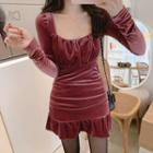 Velvet Square-neck Long-sleeve Slim-fit Dress