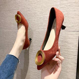 Disc Pointy-toe Kitten Heel Pumps