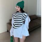Long-sleeve Plain T-shirt / Striped Sweater Vest