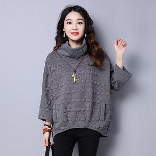 Turtleneck 3/4-sleeve Top