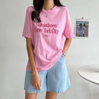 Crew-neck Letter Embroidery T-shirt