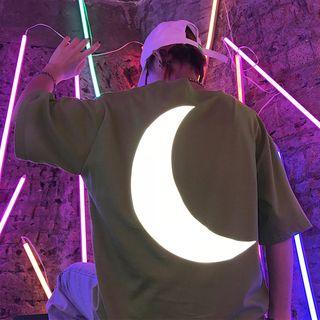 Elbow-sleeve Reflective Crescent Print T-shirt