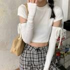 Set: Short-sleeve Plain T-shirt + Fingerless Gloves