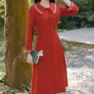 Embroidered Single-breasted Dress