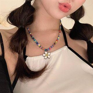 Flower Bead Necklace White - One Size