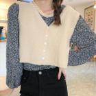 Knit Vest / Puff-sleeve Floral Blouse