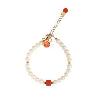 Fashion And Elegant Fu Character Freshwater Pearl Bracelet Golden - One Size