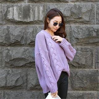 V-neck Loose-fit Chunky-knit Sweater