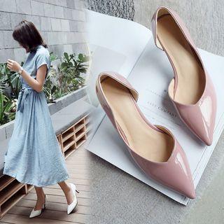 Pointed Toe Dorsay Pumps