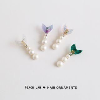 Faux Pearl Mermaid Tail Hair Clip