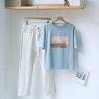 Short-sleeve Printed T-shirt / Straight-cut Jeans