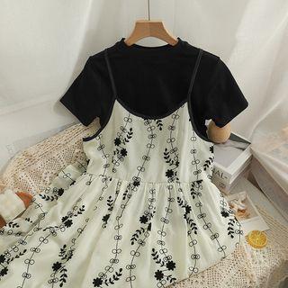Set: Plain T-shirt + Sleeveless Printed Maxi Dress Black + Almond - One Size