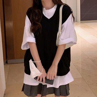 Plain T-shirt / Vest / Pleated Mini A-line Skirt