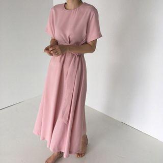 Short-sleeved Plain Midi Dress With Sash