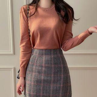 Crew-neck Shirred-shoulder Knit Top