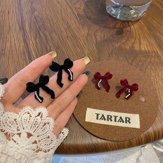 Bow Studded Earring