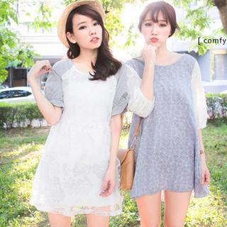 Bell-sleeve Lace Tunic