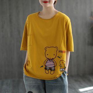 Distressed Animal Embroidered Elbow-sleeve T-shirt