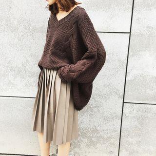V-neck Cable Knit Chunky Sweater
