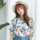 Elbow-sleeve Cutout-shoulder Patterned Top
