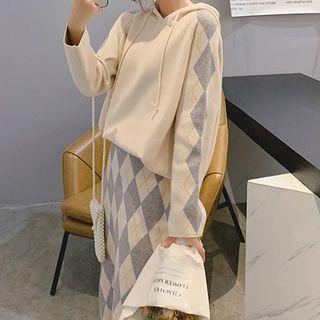Set: Argyle Hooded Sweater + Midi A-line Skirt