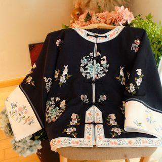 Traditional Chinese Embroidered Frog Buttoned Jacket Black - One Size