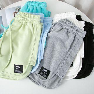 Side Slit-hem Shorts