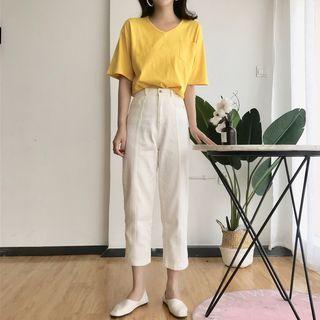 Set: Pocketed Short Sleeve T-shirt + Cropped Jeans