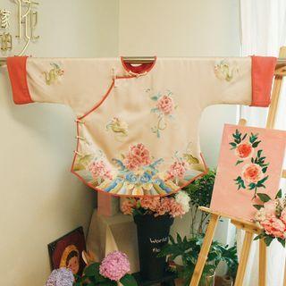3/4-sleeve Embroidered Qipao Top Almond - M