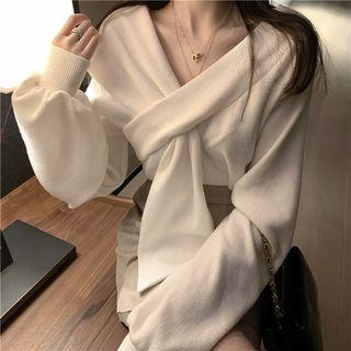 V-neck Pullover Beige - One Size