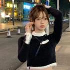 Long-sleeve Contrast Trim Cropped Top Black & White - One Size