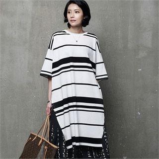 Short-sleeve Drop-shoulder Striped T-shirt Dress