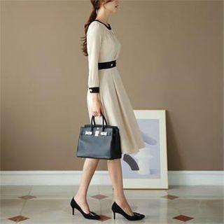 Pintuck-front Contrast-trim Dress