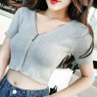 Short-sleeve Cropped Zip Knit Top