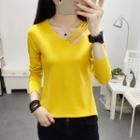 Cut-out V-neck Long-sleeve T-shirt