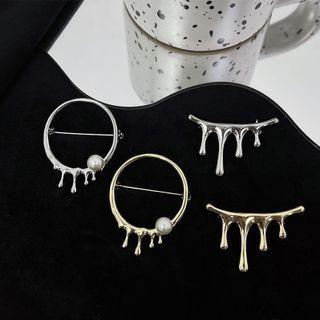 Melting / Faux Pearl Alloy Brooch