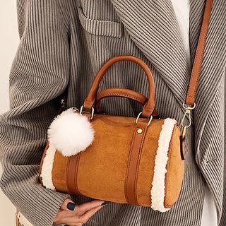 Fluffy Boston Bag