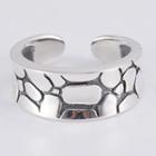 925 Sterling Silver Embossed Crack Open Ring Silver - One Size