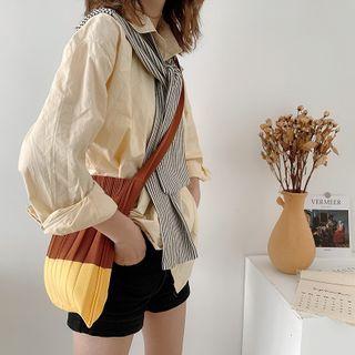 Knit Two-tone Tote Bag