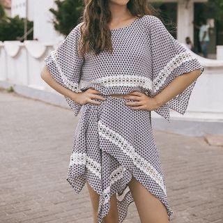 Batwing-sleeve Printed Lace Panel Top