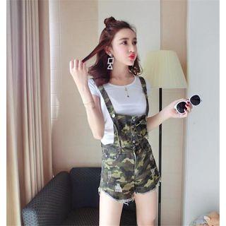 Set: Short-sleeve Top + Camo Print Jumper Shorts
